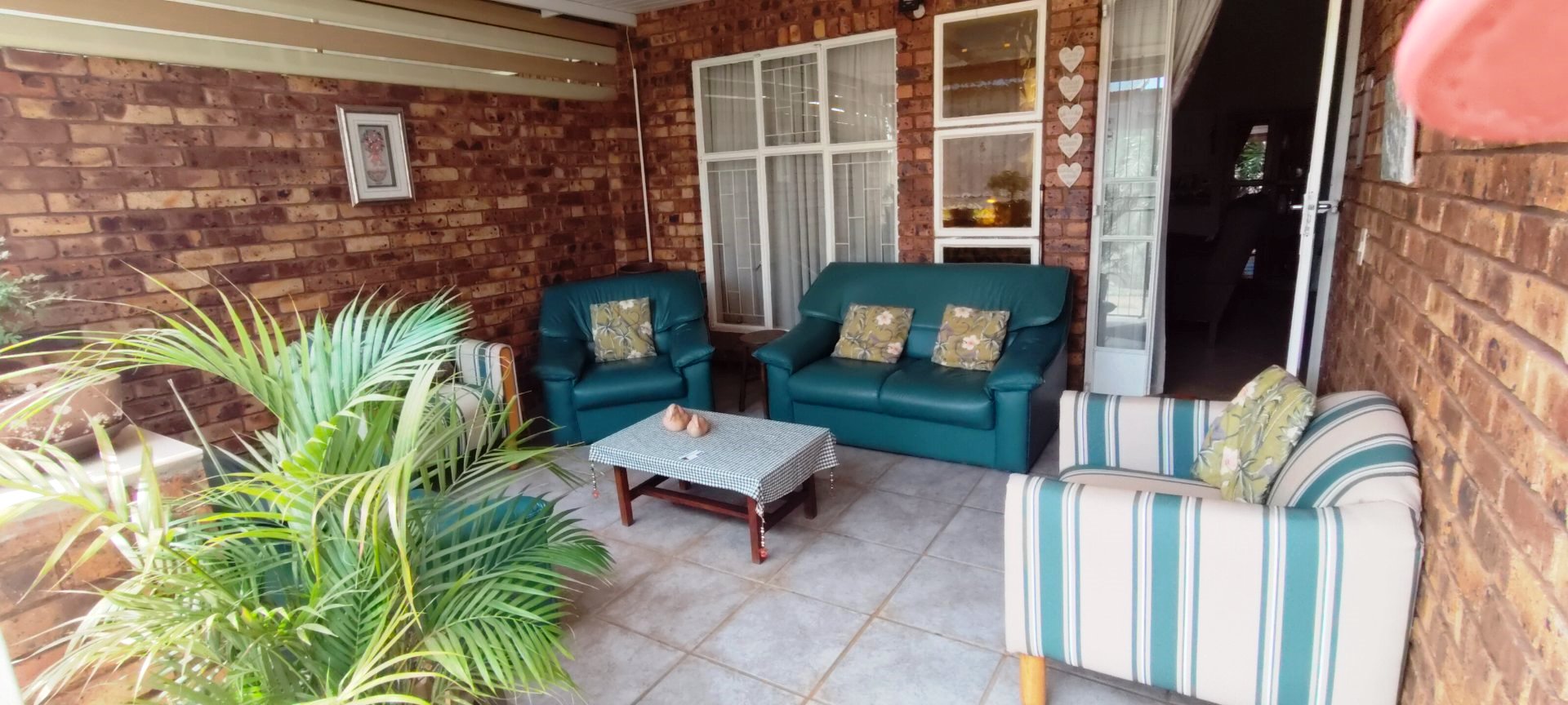 Three bedroom for sale in Clarina over fifty