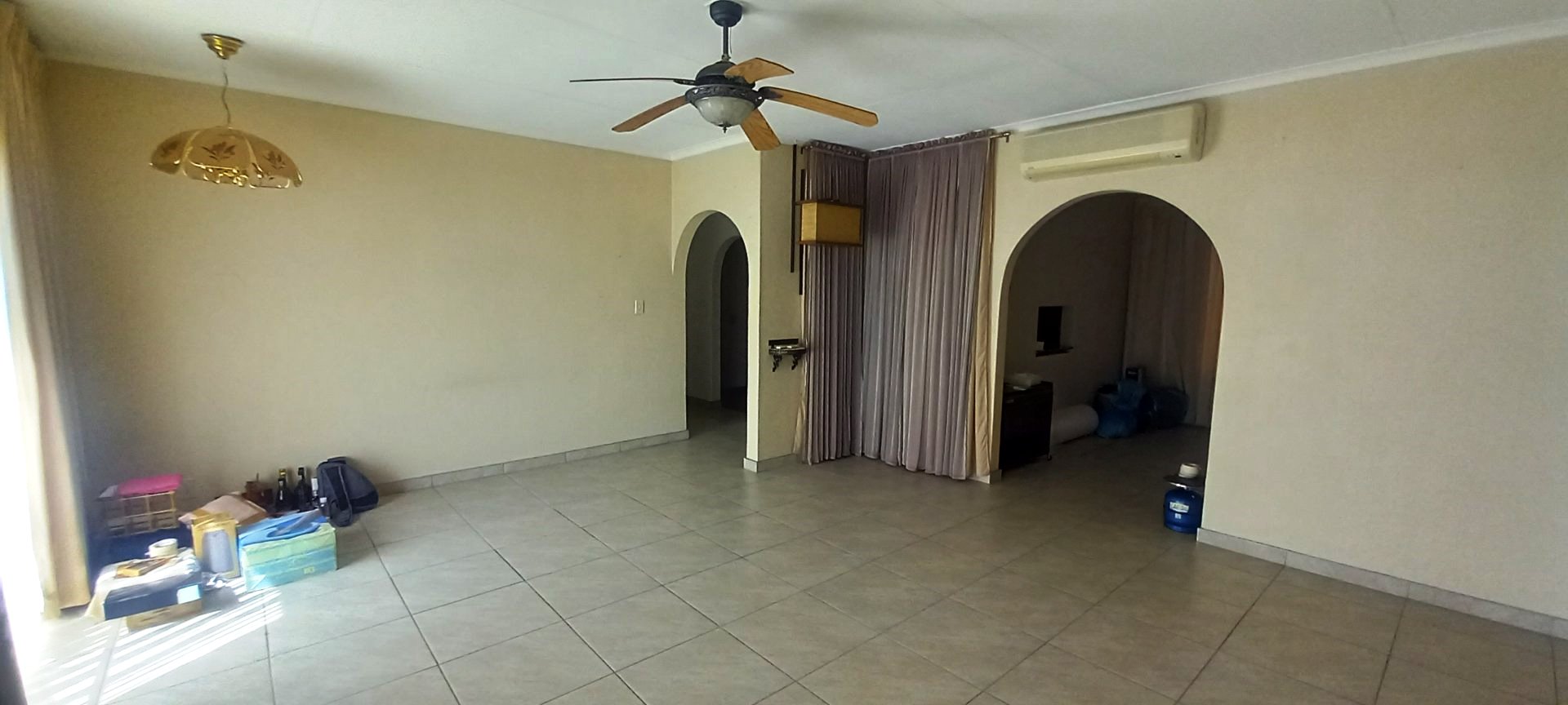 Four bedroom house for sale in Magalieskruin