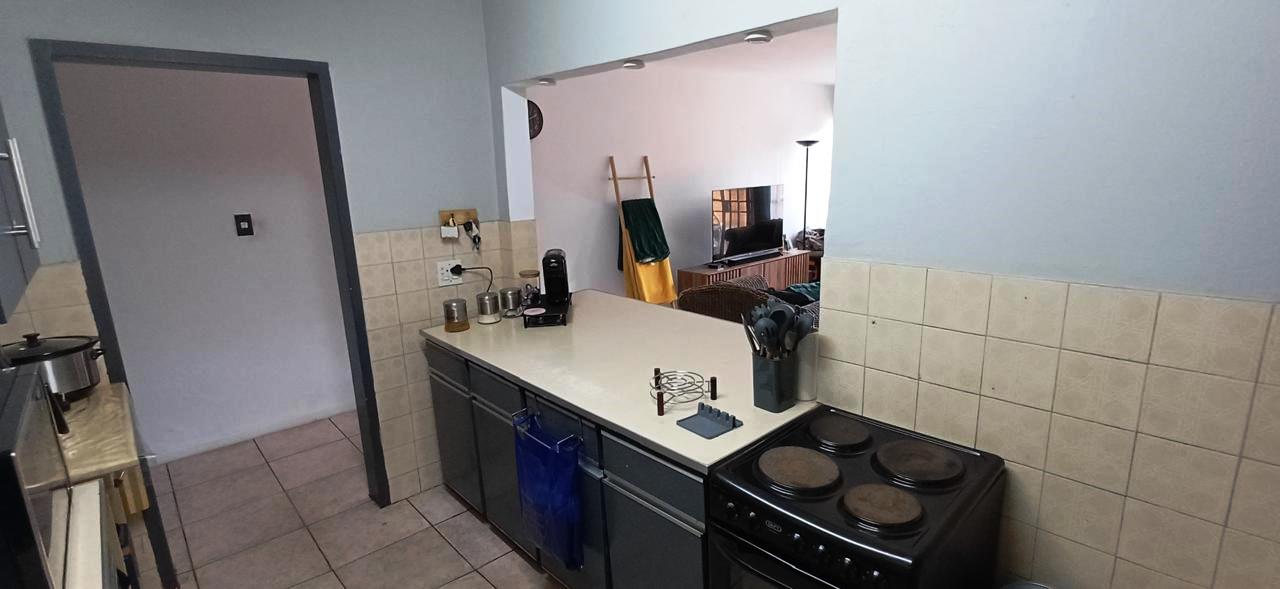 Large three bedroom for sale in Pta North area
