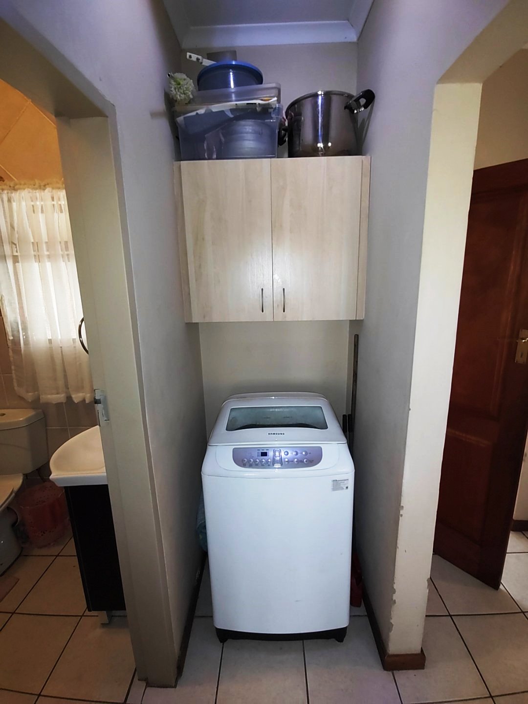 One bedroom for sale in Montana