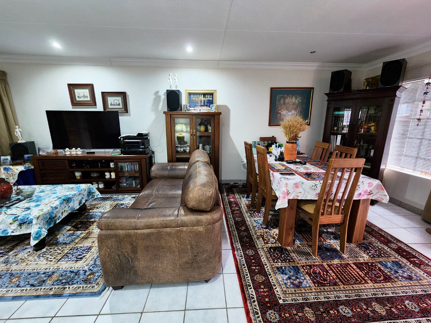 Perfect three bedroom for sale in Florauna