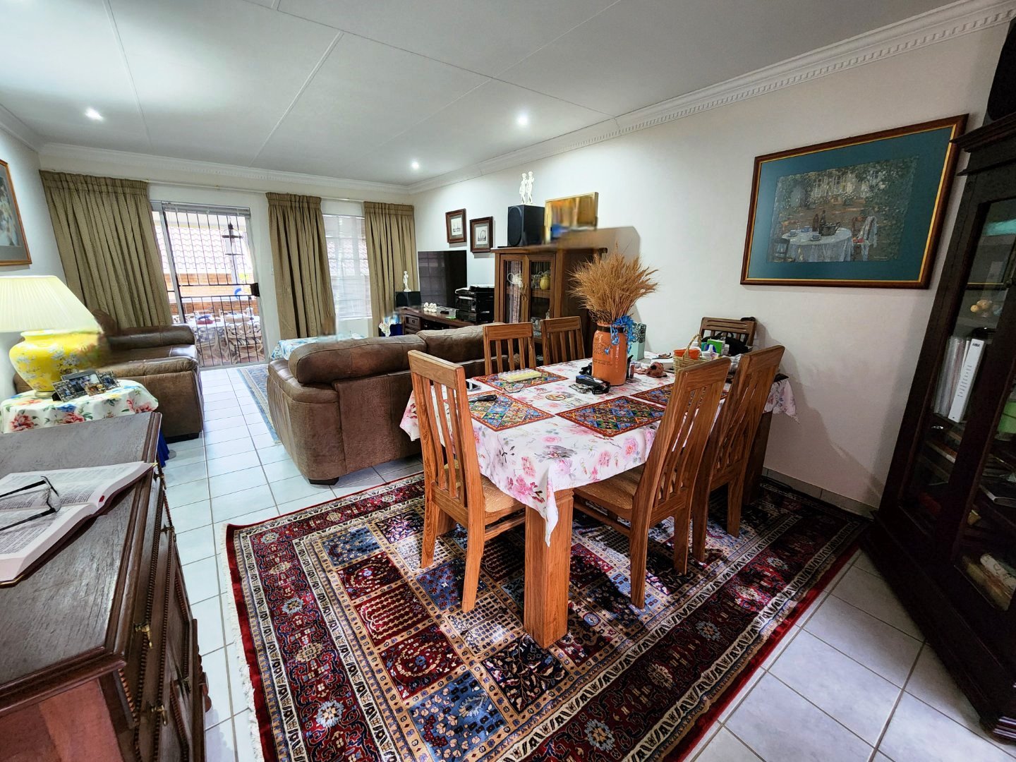 Perfect three bedroom for sale in Florauna