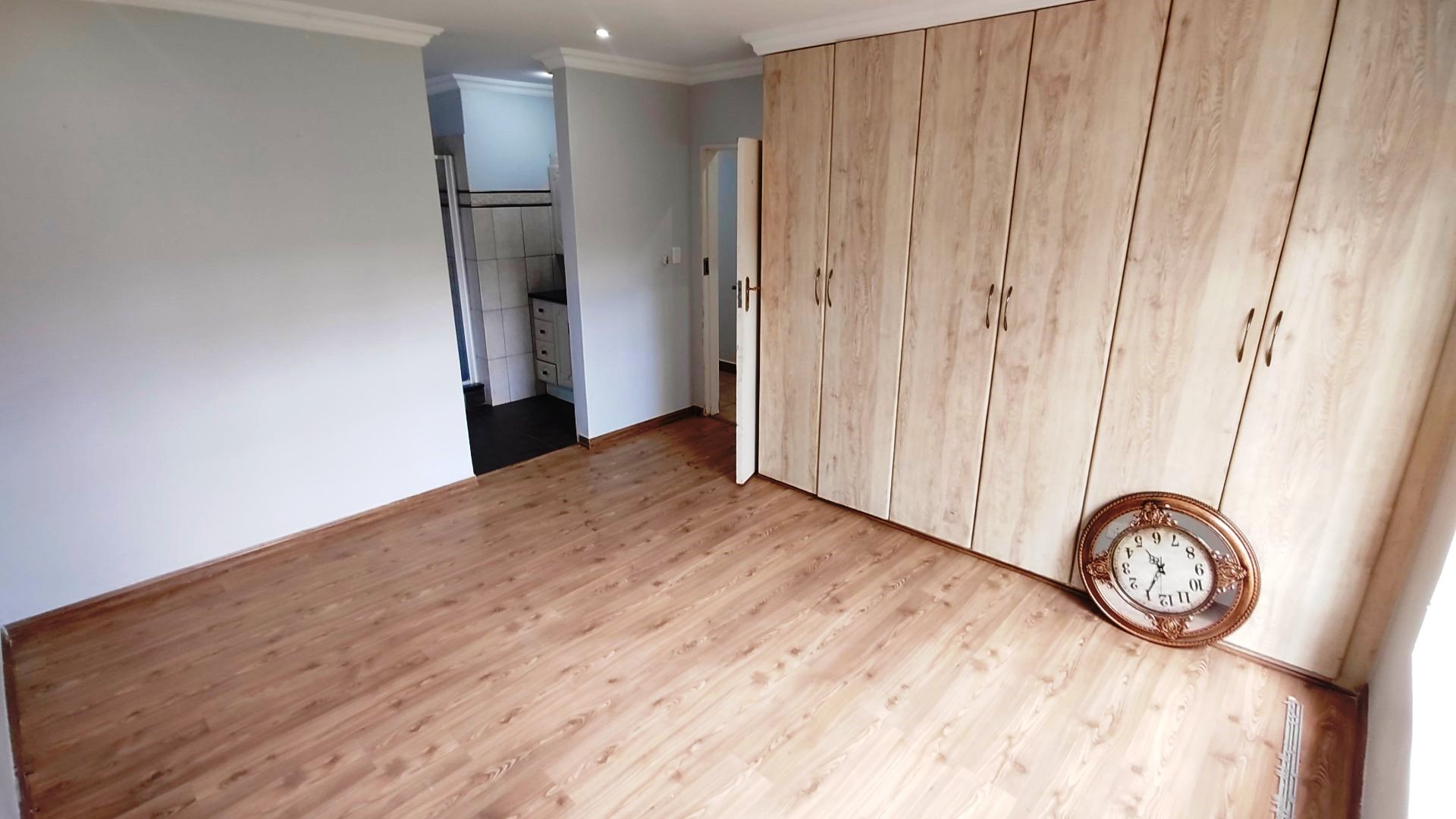 Beautiful three bedroom for sale in Montana