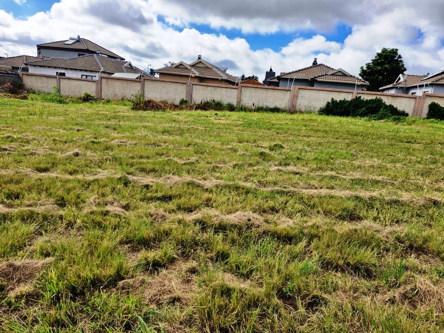 Stand for sale in Magaliesberg country estate