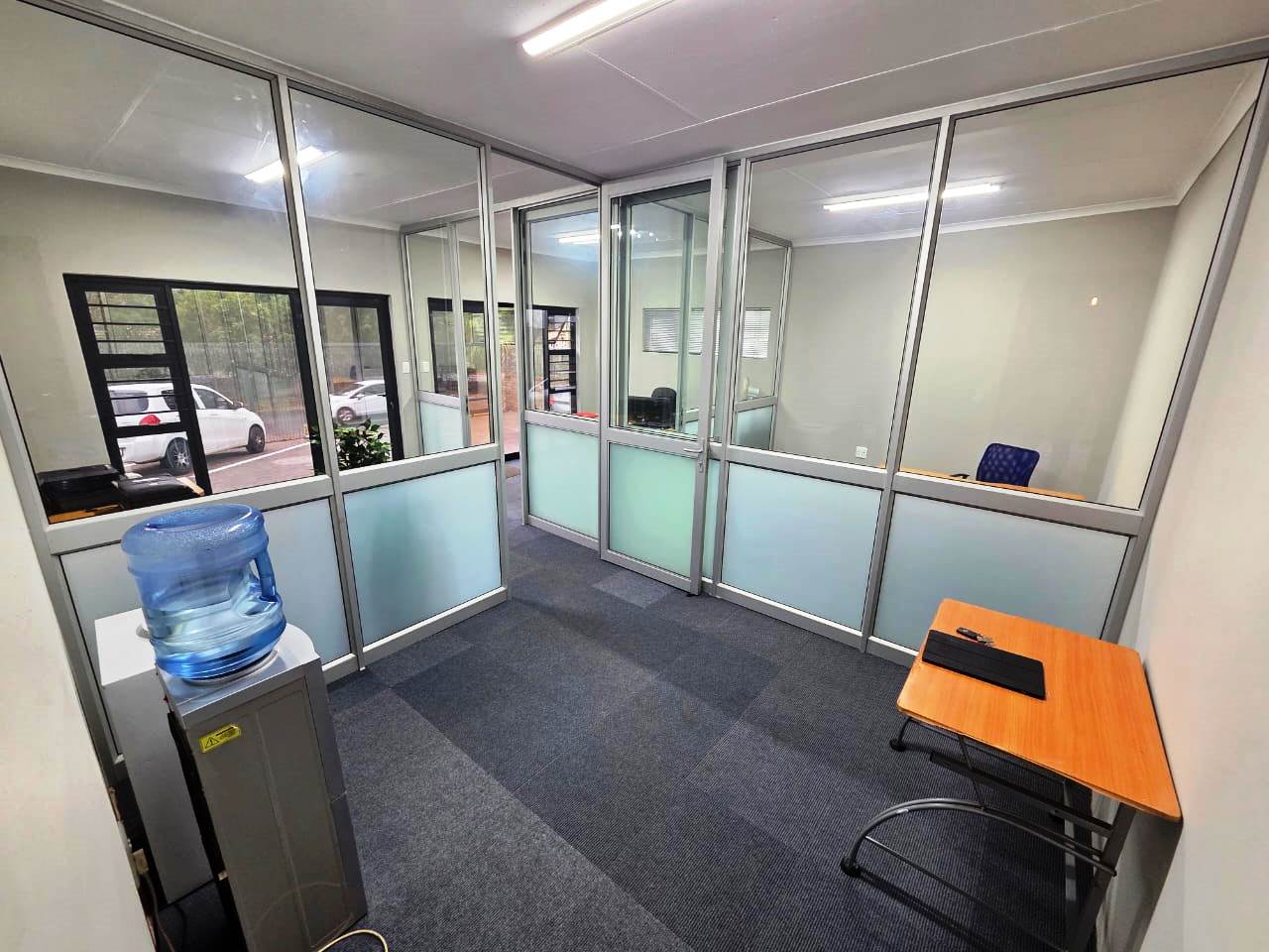 Office space, house for sale in Magalieskruin