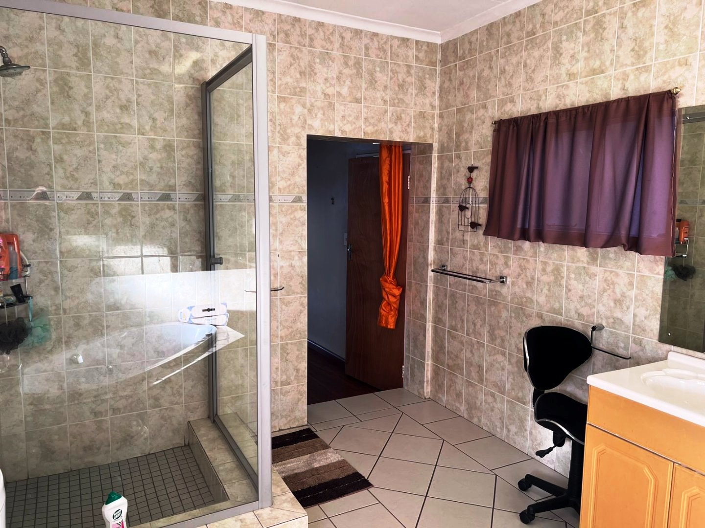 Four bedroom house for sale in Magalieskruin