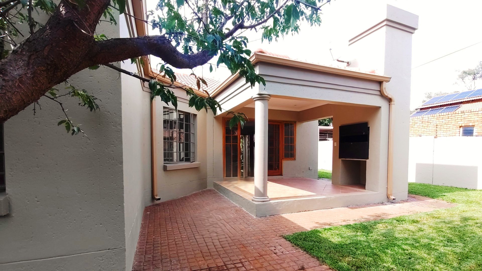 Beautiful three bedroom for sale in Montana