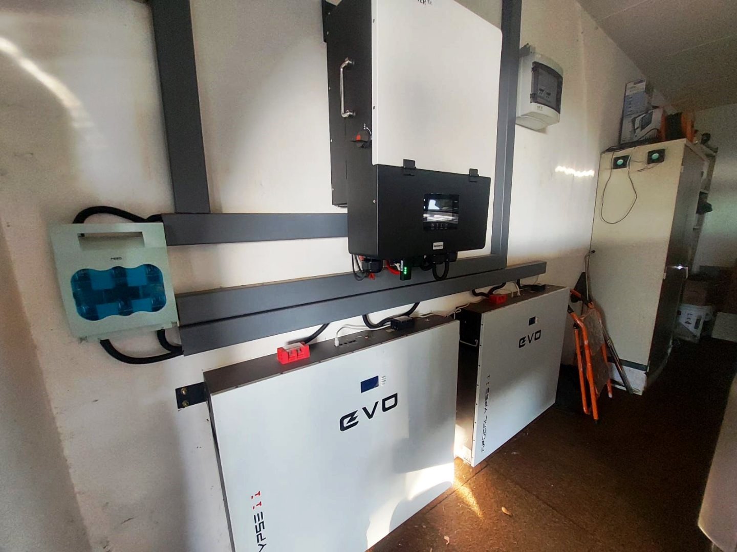 Four bedroom house for sale in Magalieskruin