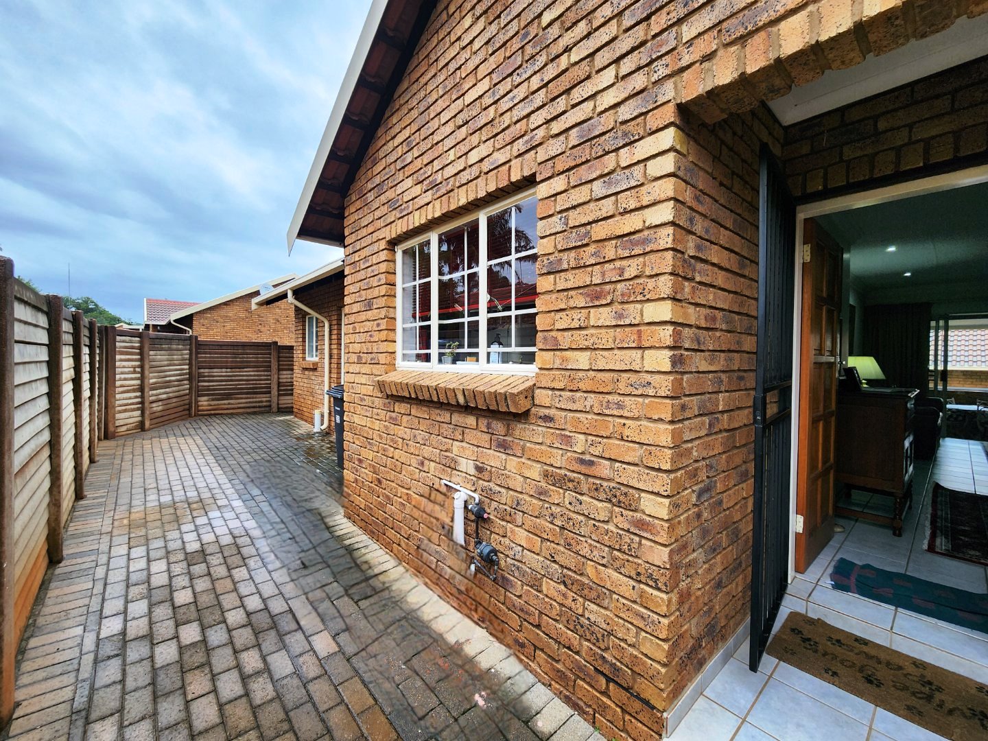 Perfect three bedroom for sale in Florauna