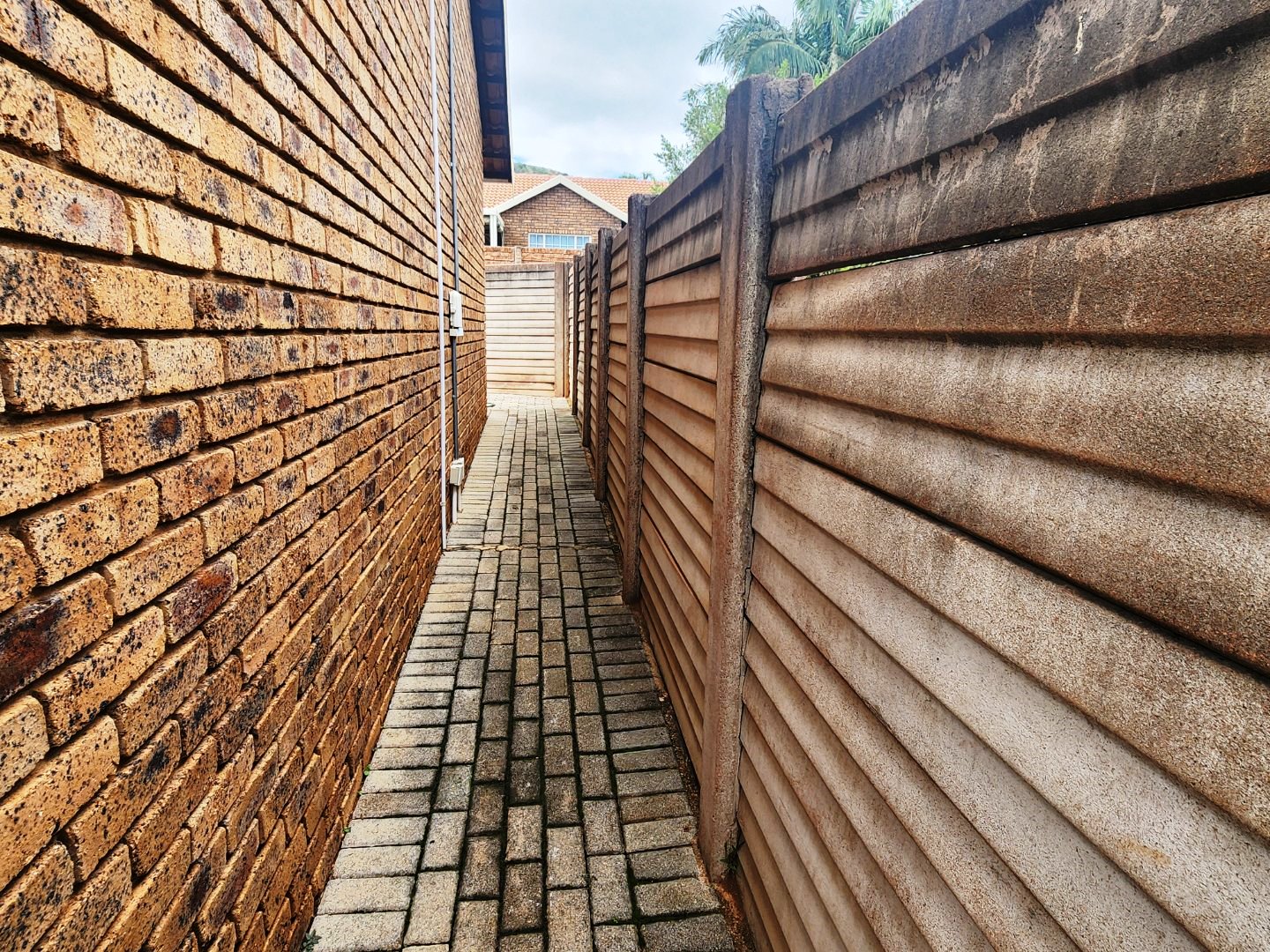 Perfect three bedroom for sale in Florauna