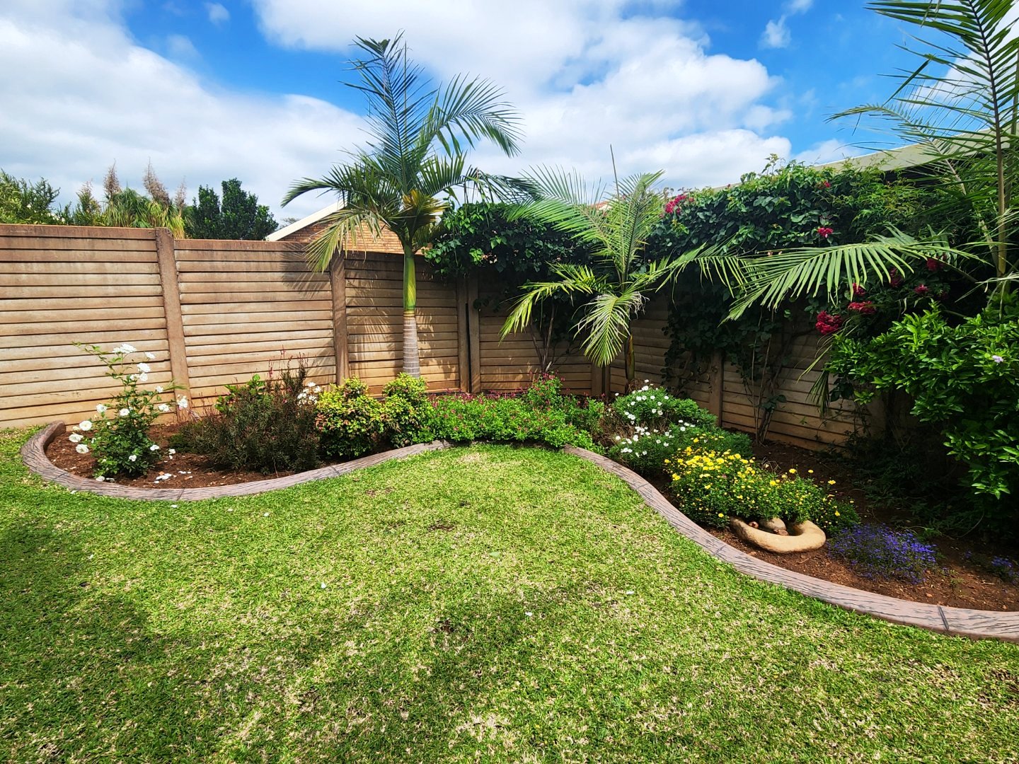 Perfect three bedroom for sale in Florauna