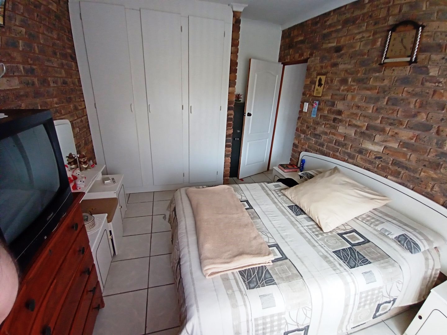 Four bedroom with flatlet for sale in Tileba