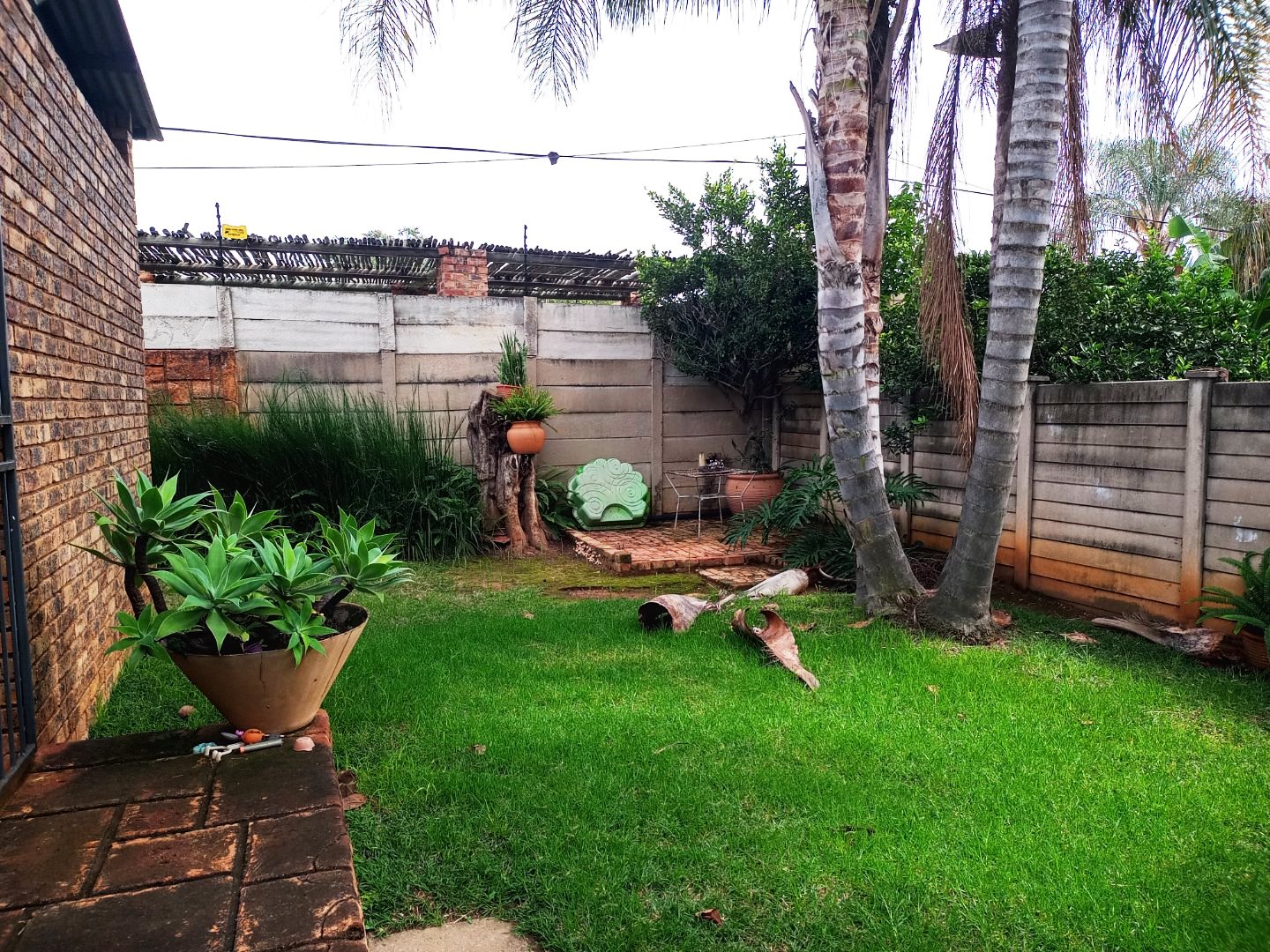 Four bedroom with flatlet for sale in Tileba