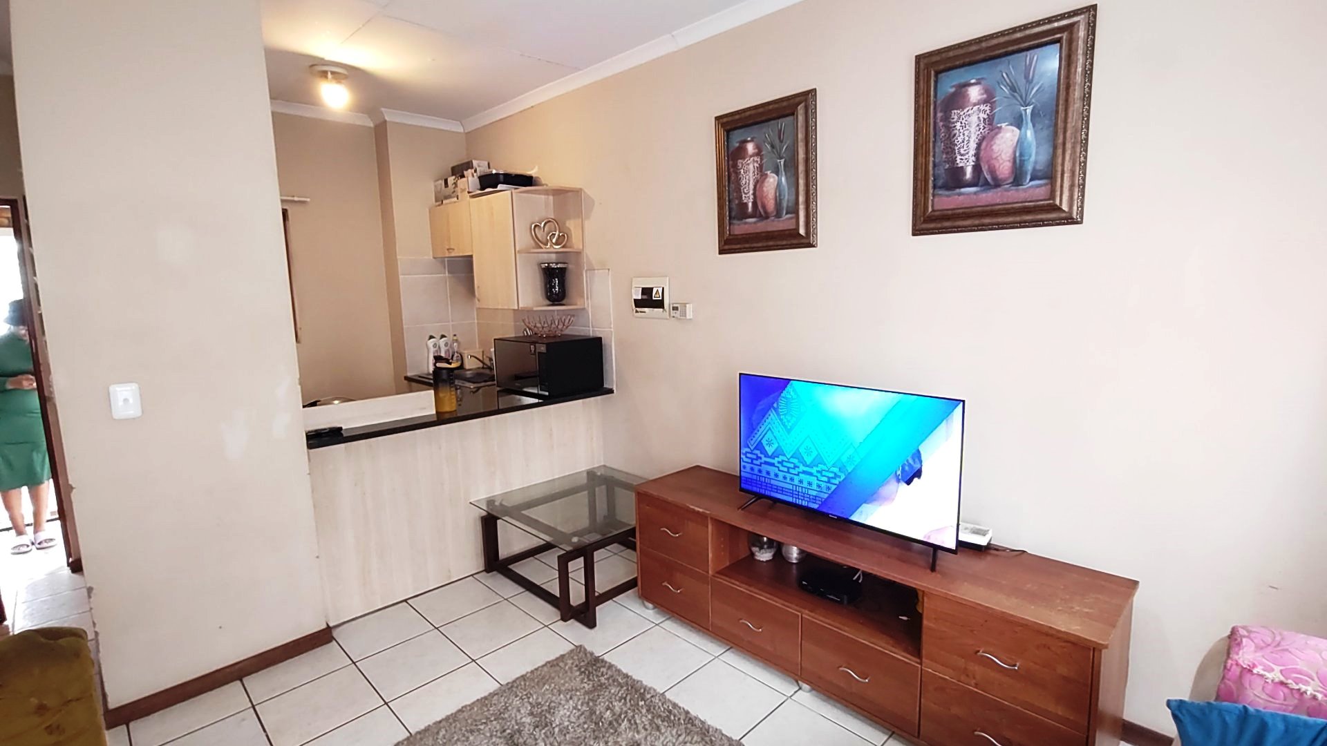 One bedroom for sale in Montana