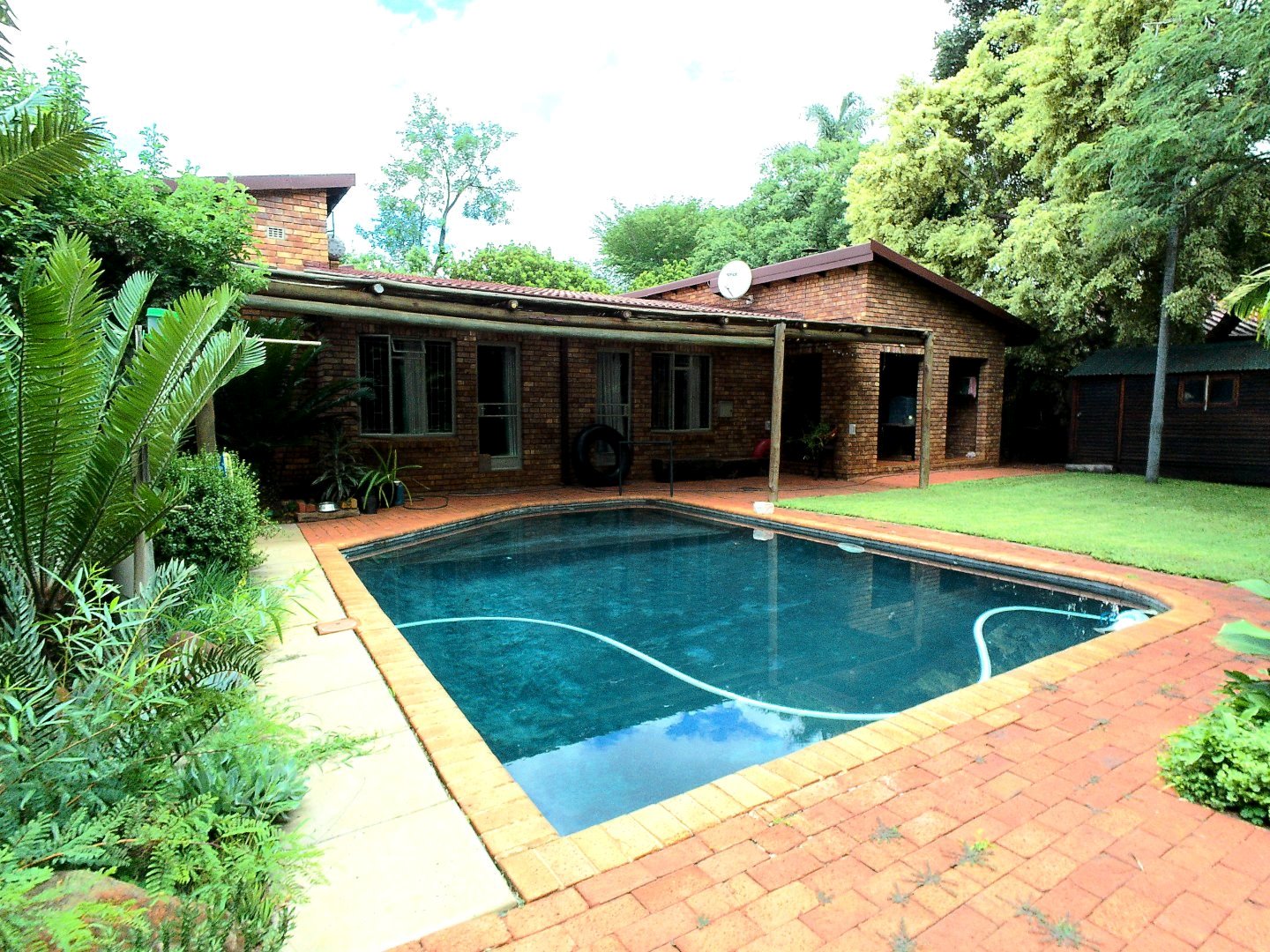 Four bedroom house for sale in Amandasig