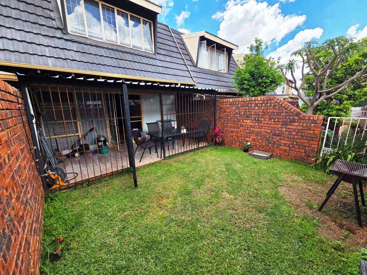 Spacious two bedroom for sale in Montana Tuine