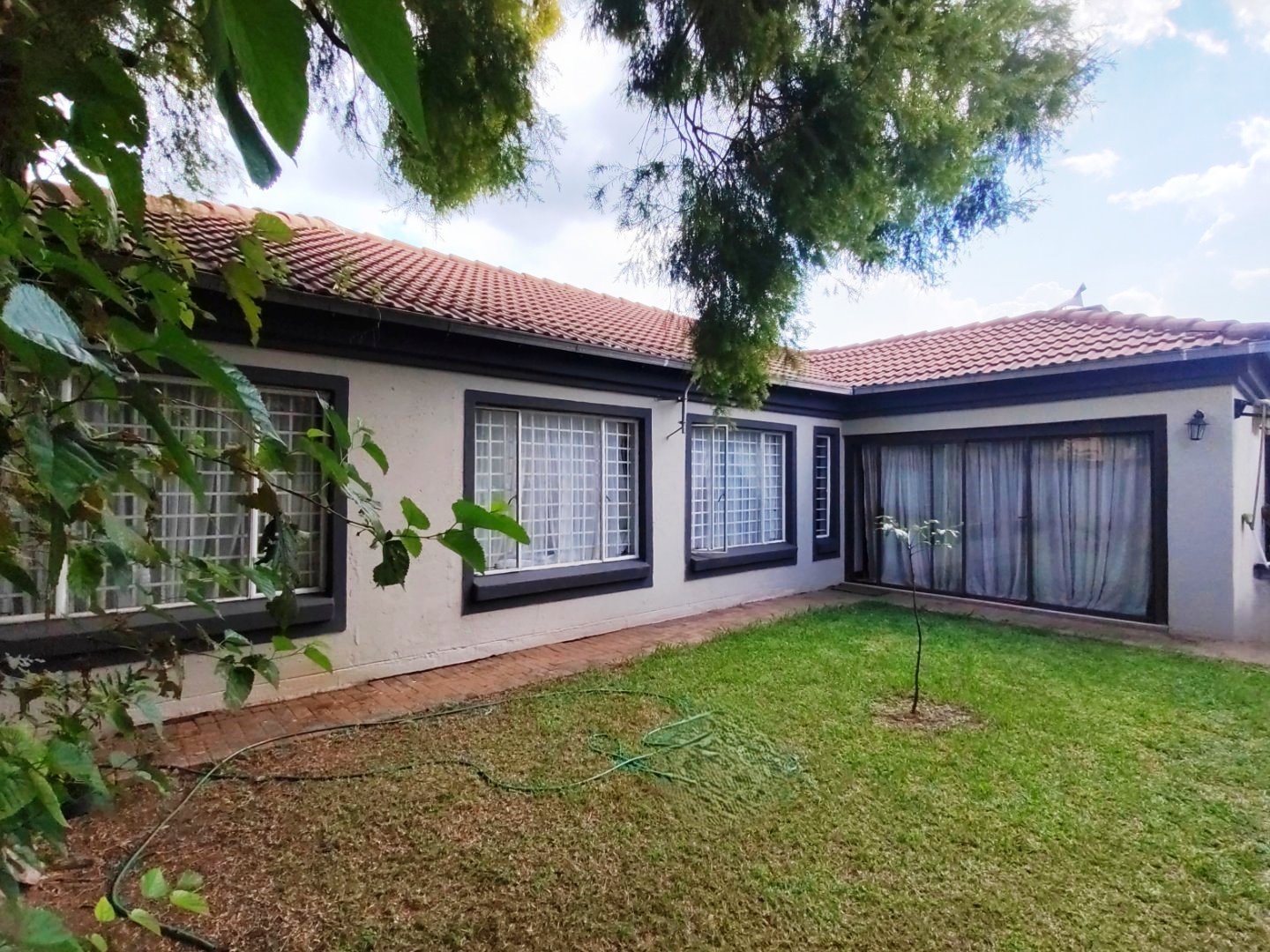 Beautiful three bedroom for sale in Montana