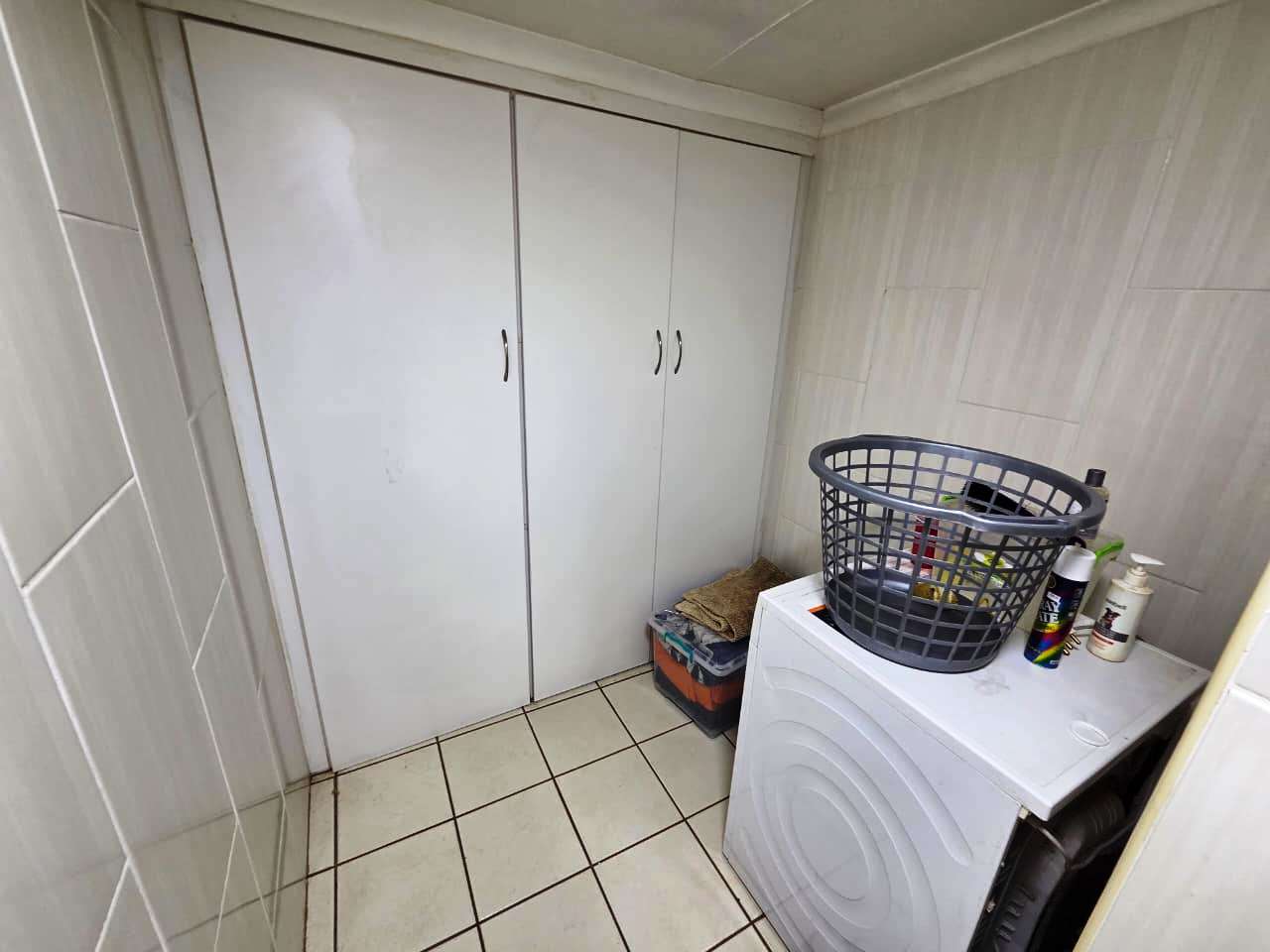 Spacious two bedroom for sale in Montana Tuine