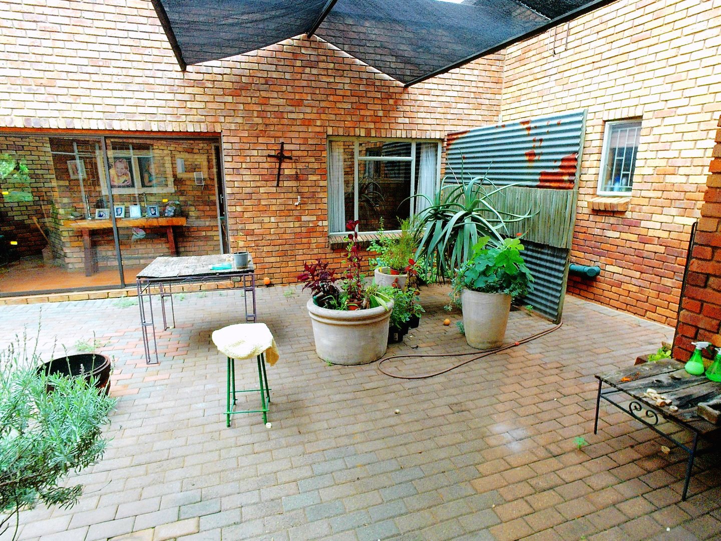 Four bedroom house for sale in Amandasig