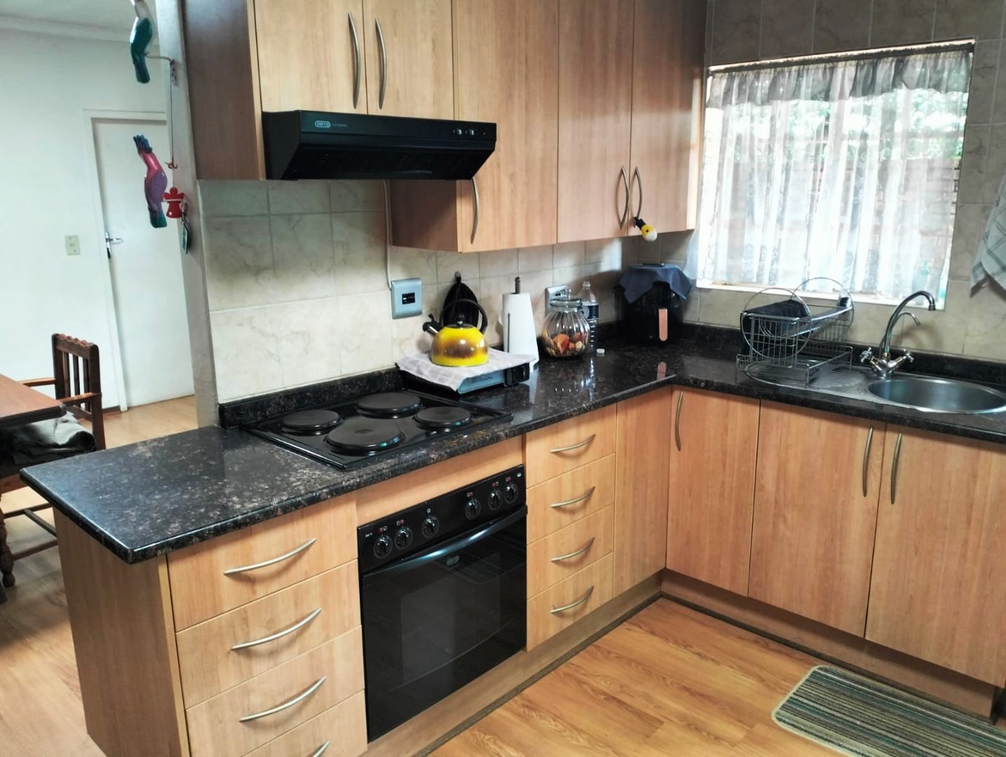 Large three bedroom house for sale in Dorandia