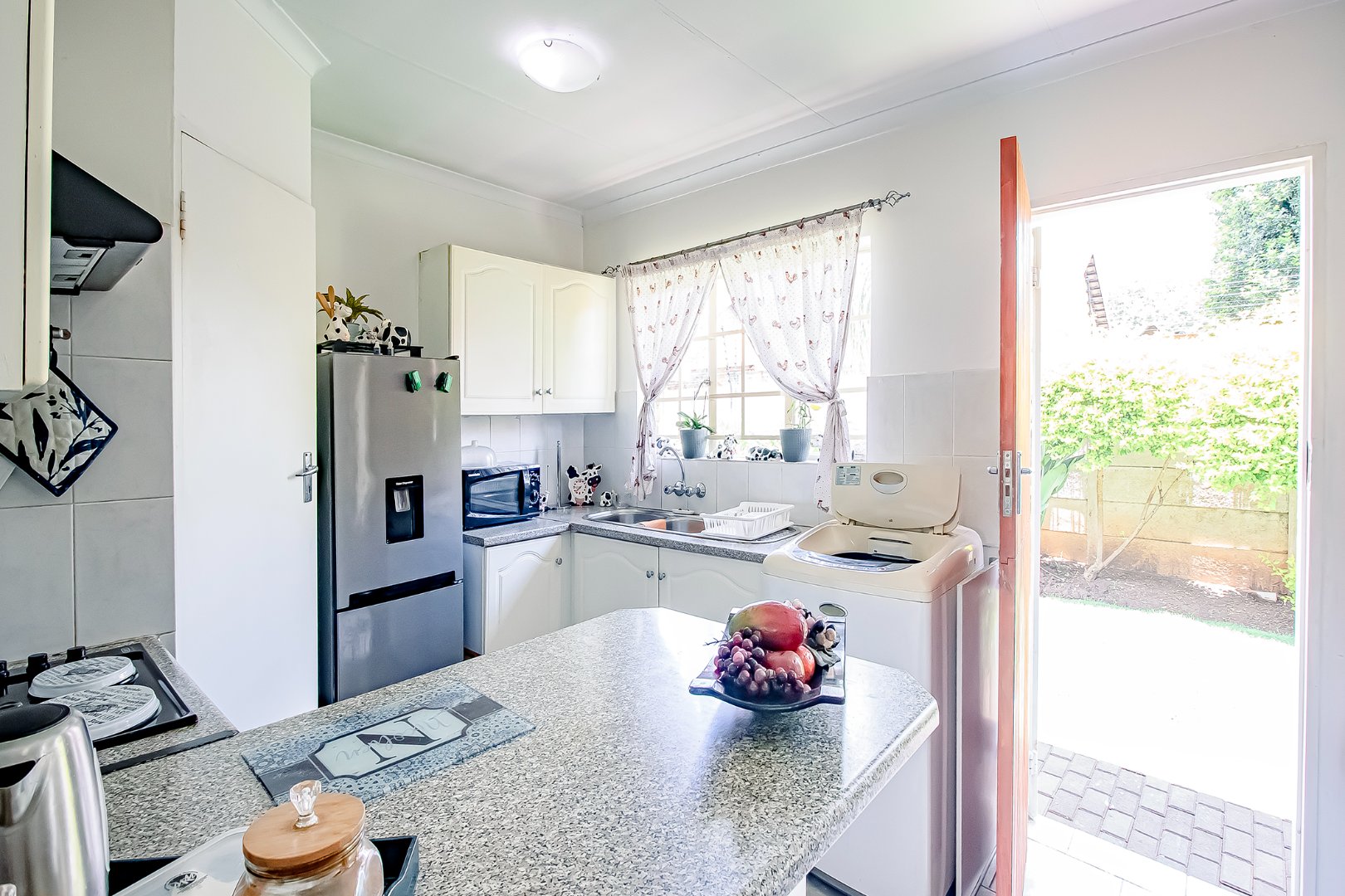 Three bedroom for sale in old Doornpoort