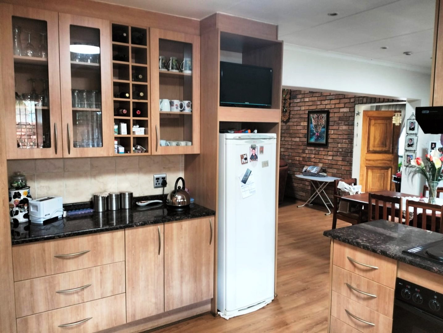 Large three bedroom house for sale in Dorandia