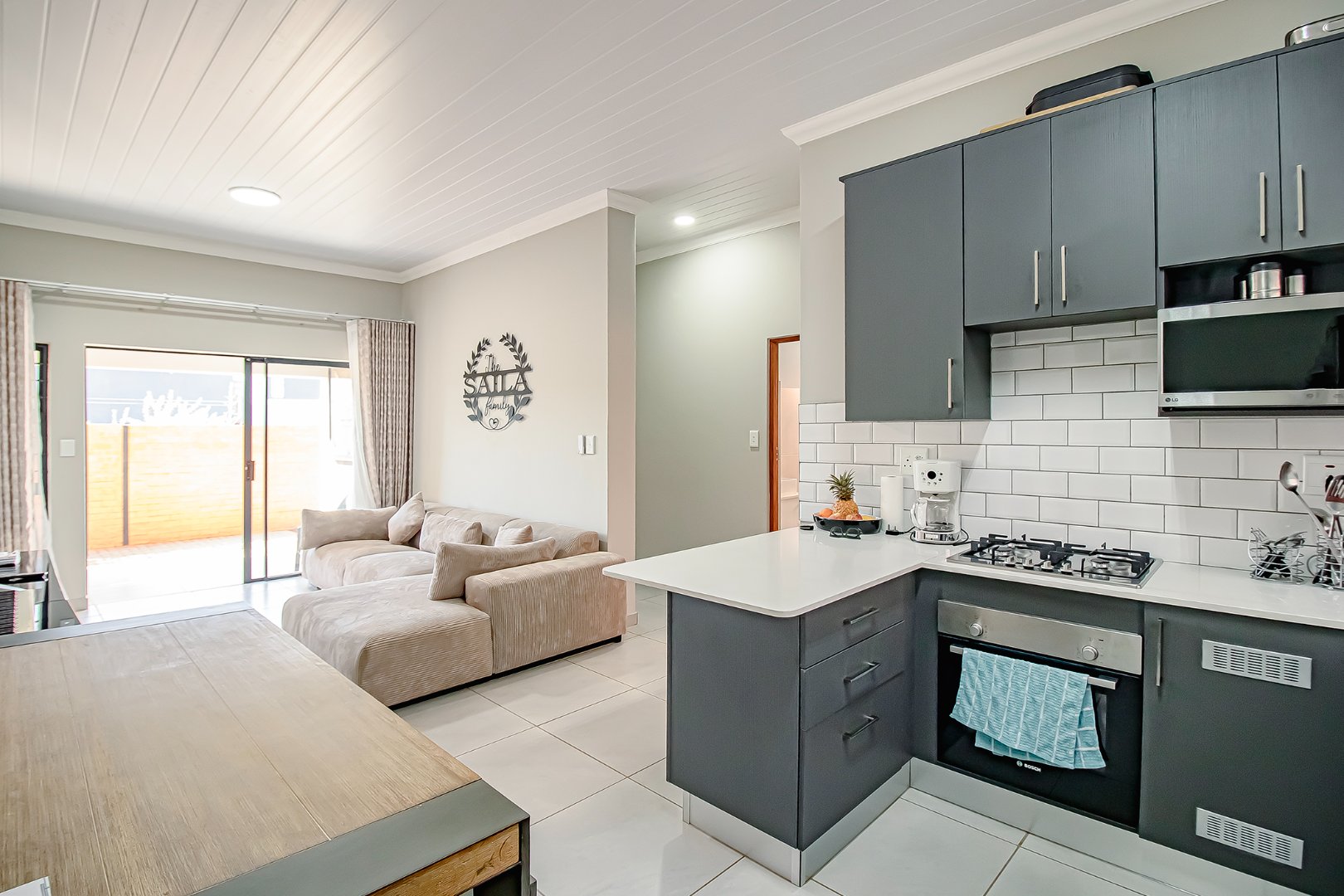 Stylish two bedroom simplex for sale in Annlin