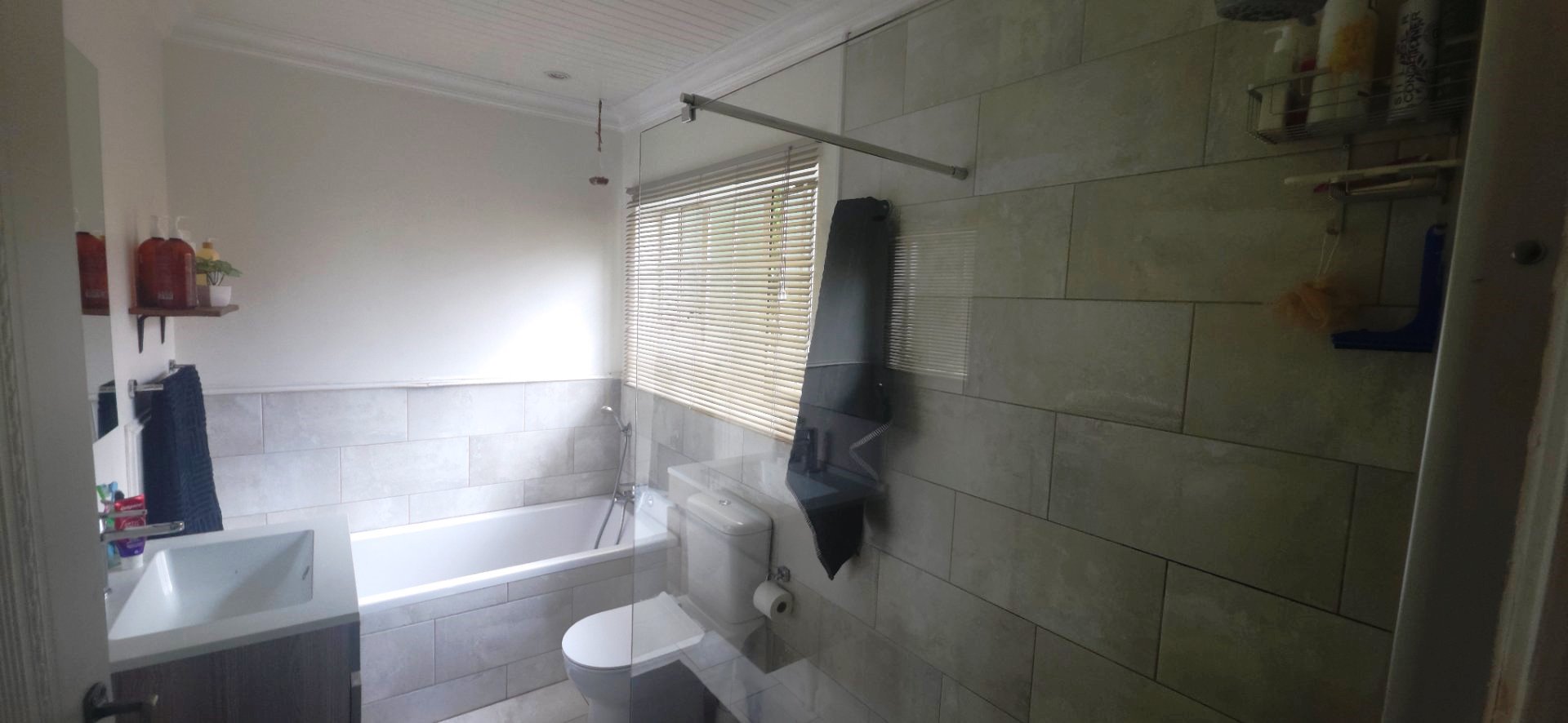 Three bedroom house for sale in Montana Park