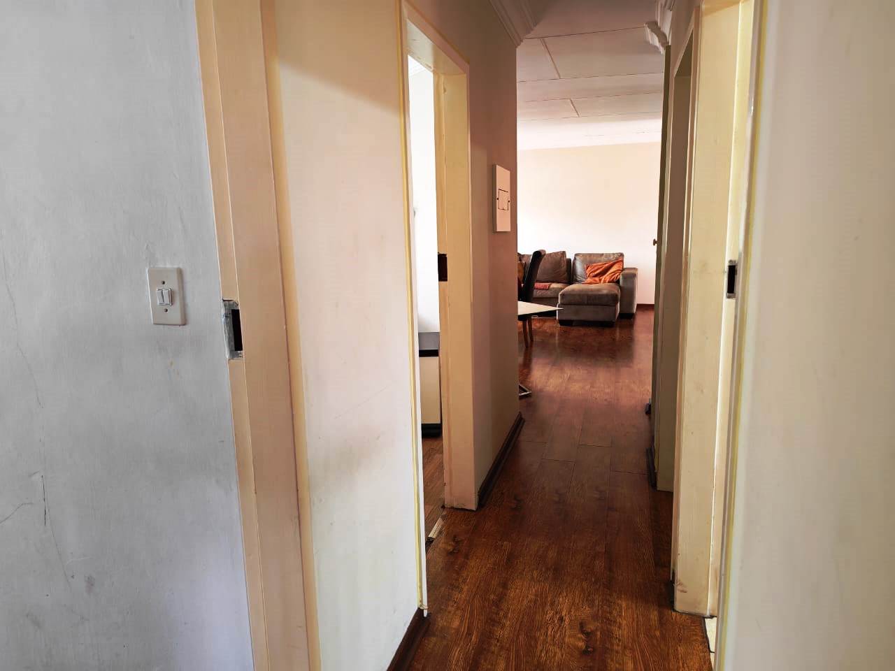 Large three bedroom duet for sale in Sinoville