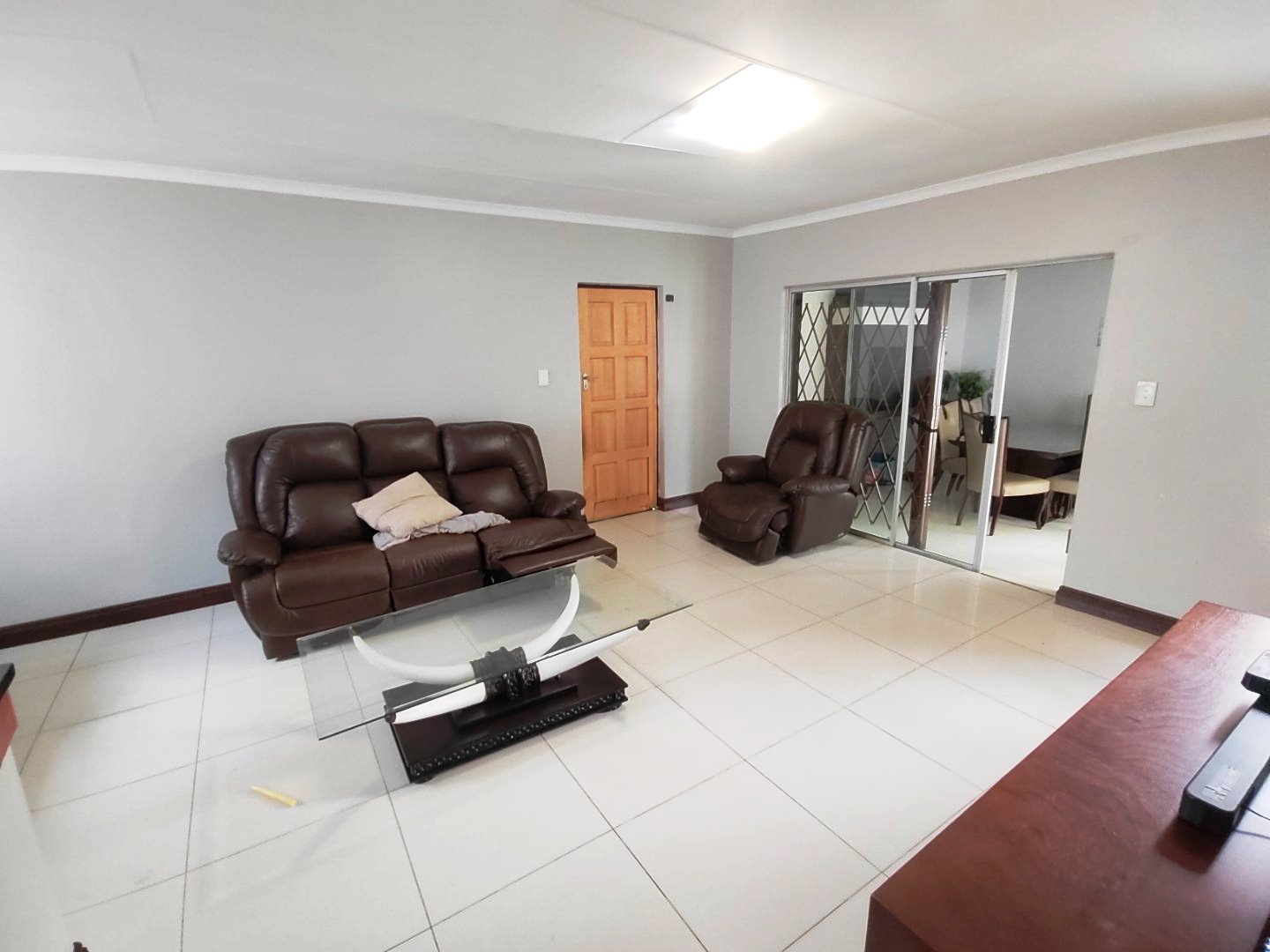 Beautiful three bedroom for sale in Montana