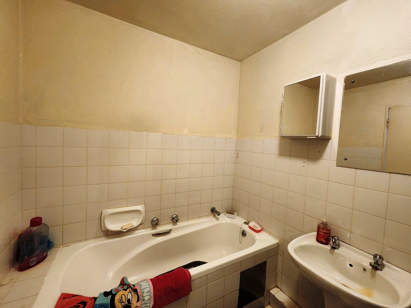 Large two bedroom for sale in Pretoria North