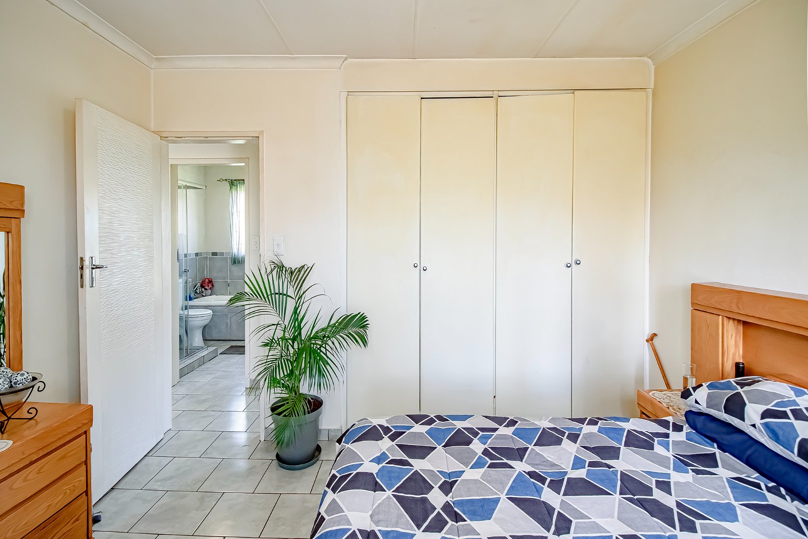 Three bedroom for sale in old Doornpoort