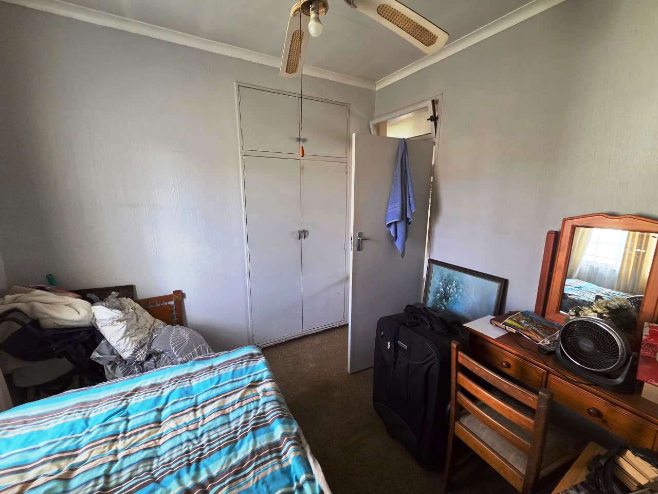 Seven bedroom house for sale in Sinoville