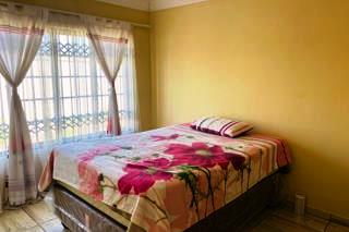 Three bedroom for sale in Theresapark