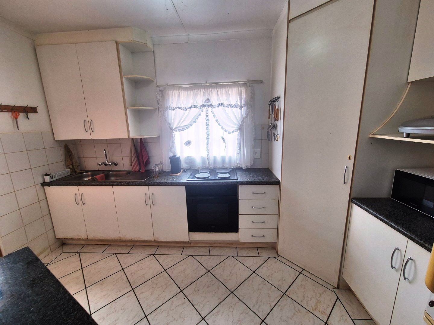 Two bedroom townhouse for sale in Theresa park