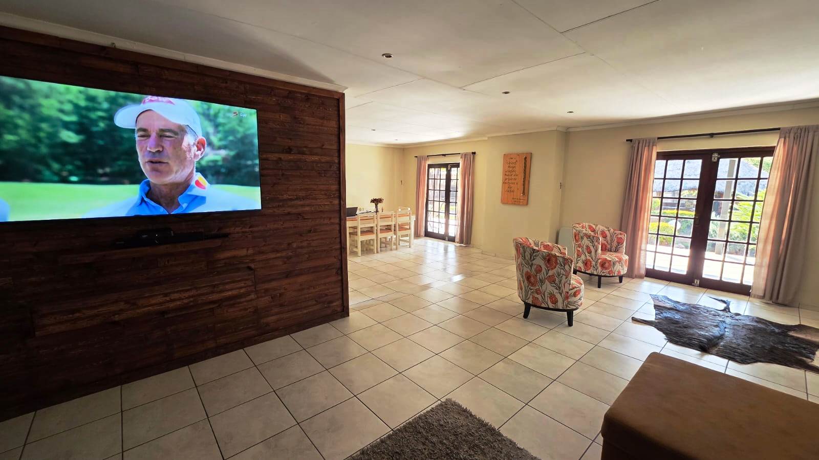 Three bedroom house for sale in old Doornpoort