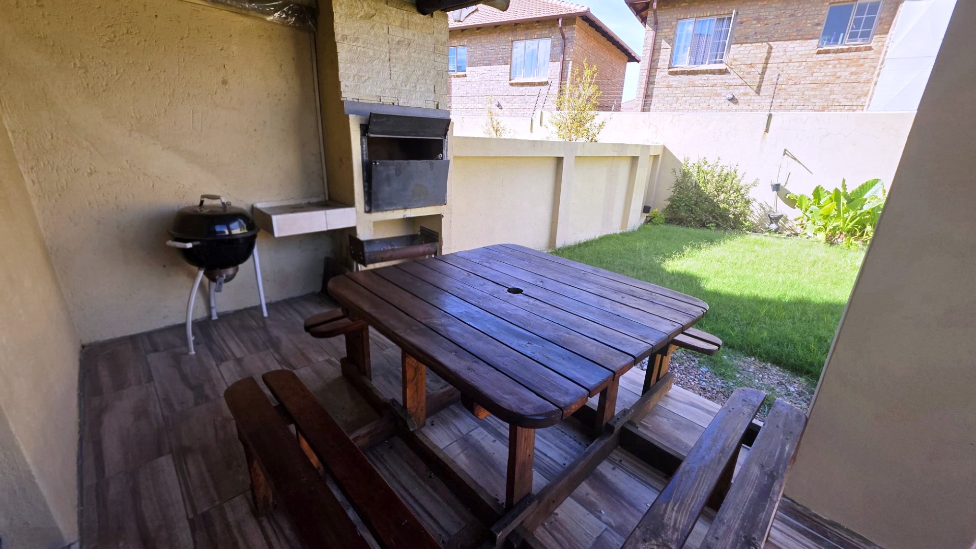 Two bedroom townhouse for sale in Annlin