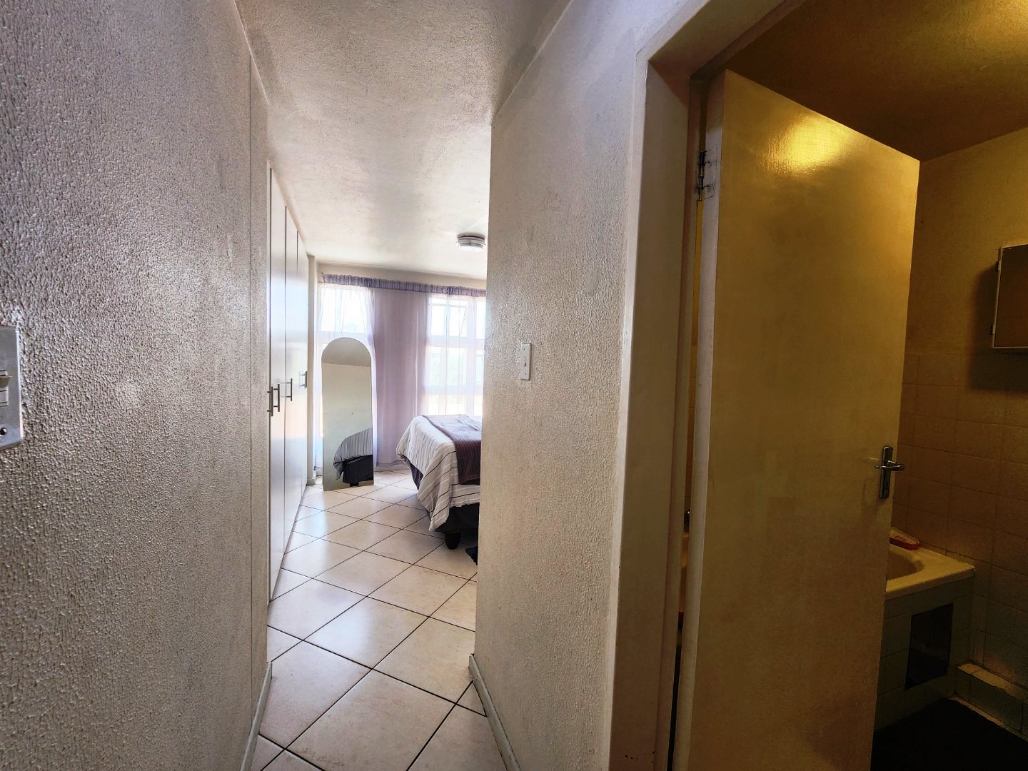 Large two bedroom for sale in Pretoria North