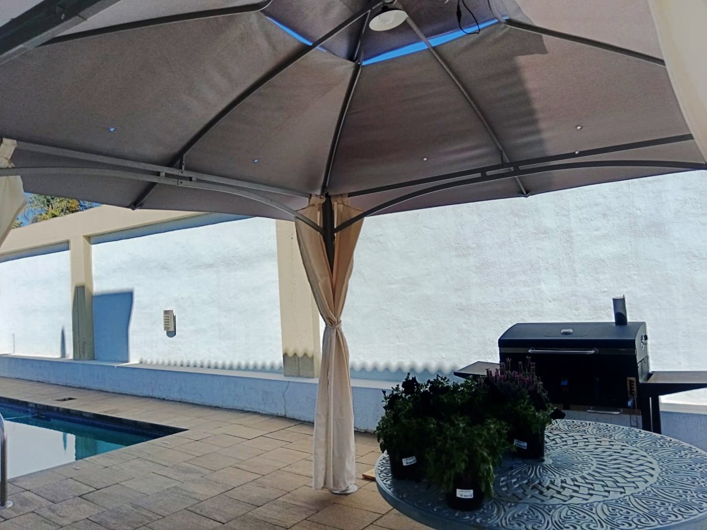 Three bedroom house for sale in Montana Park