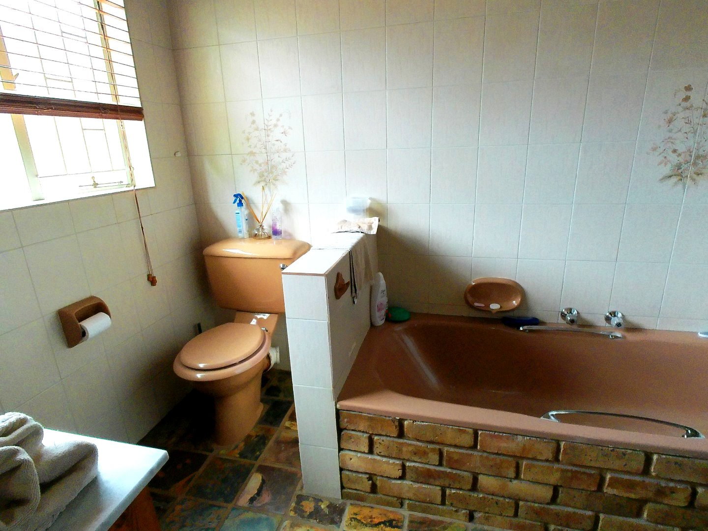 Four bedroom house for sale in Amandasig