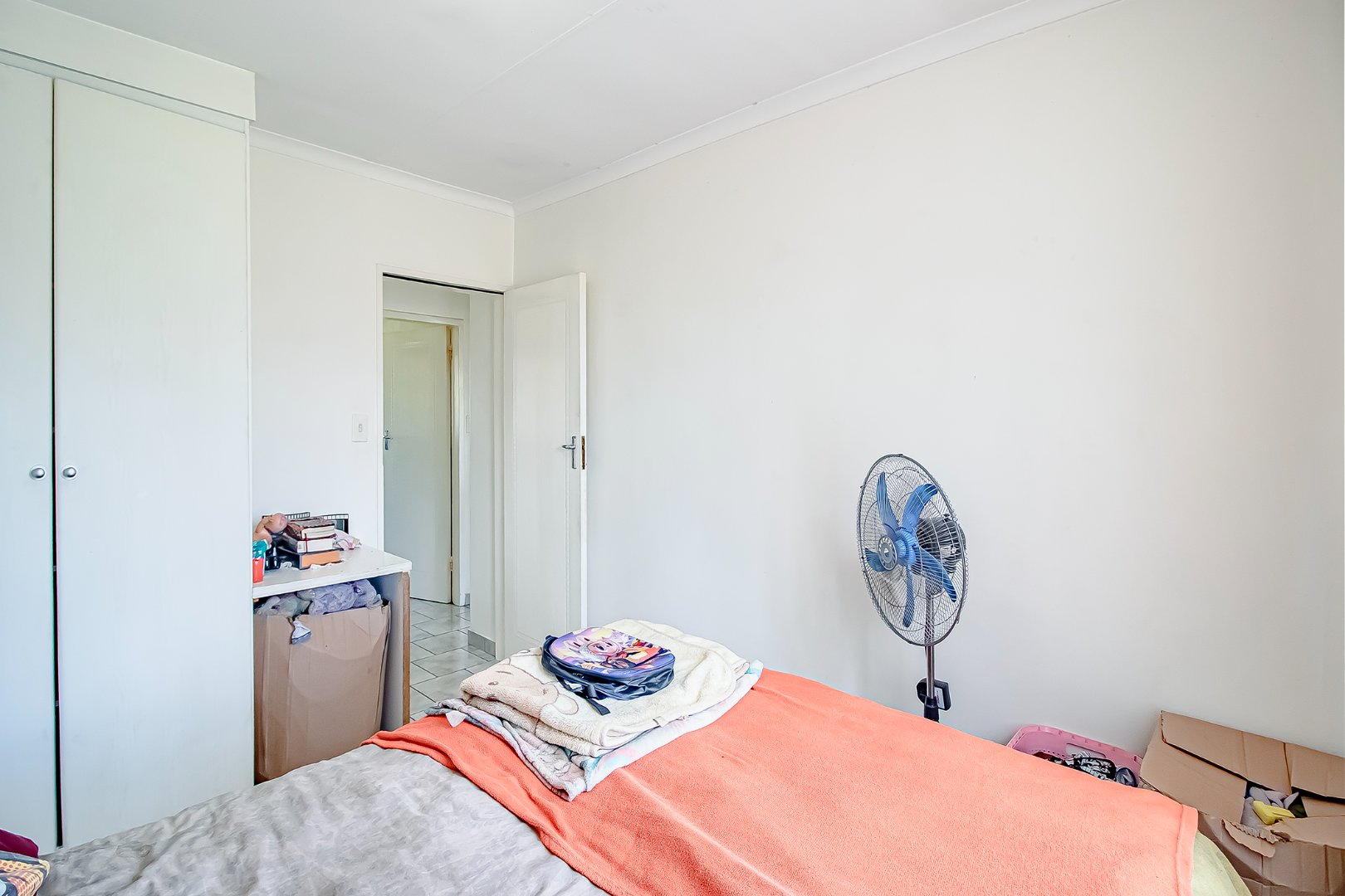 Three bedroom for sale in old Doornpoort