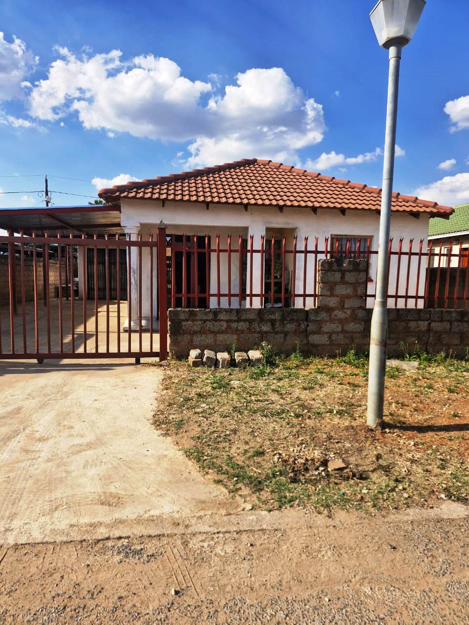 Three bedroom house for sale in Karen park