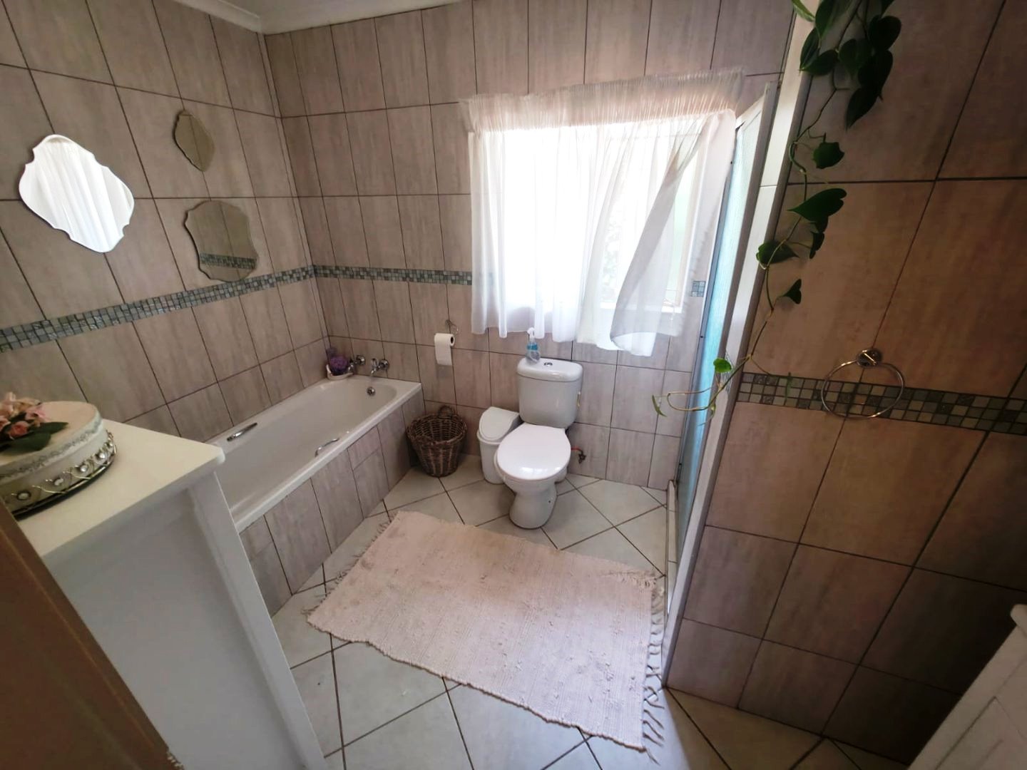 Three bedroom duet for sale in Annlin