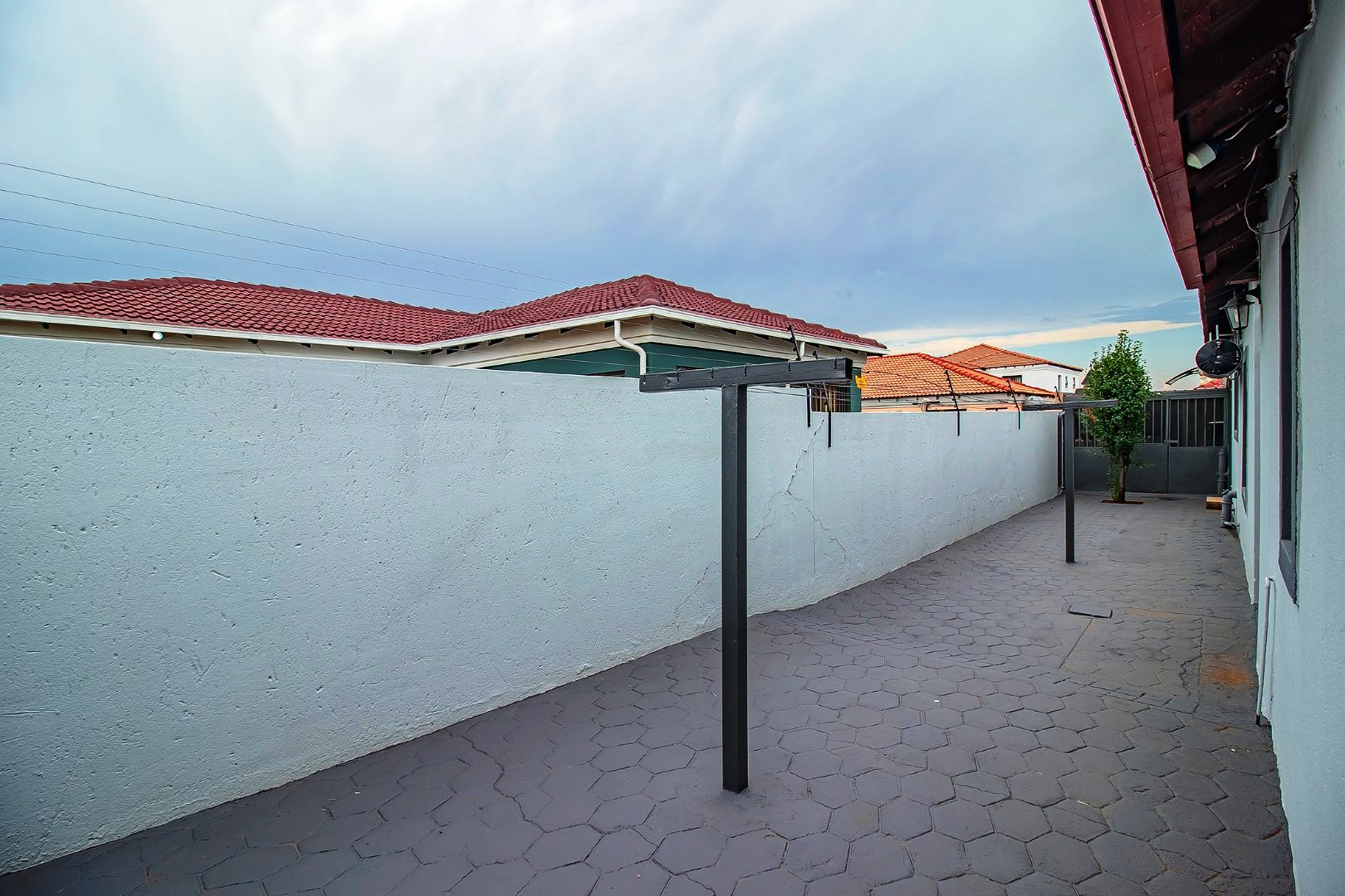 Modern three bedroom in Chantelle for sale