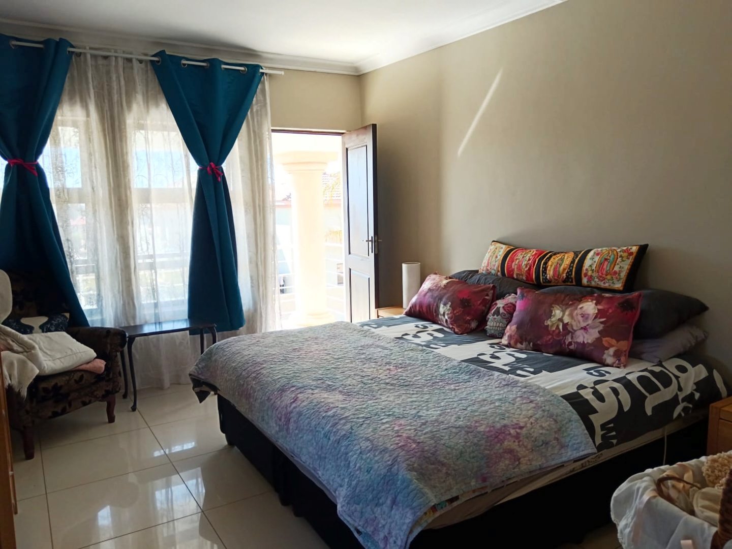 Three bedroom house for sale in Montana Park