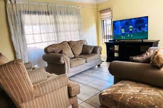 Three bedroom for sale in Theresapark