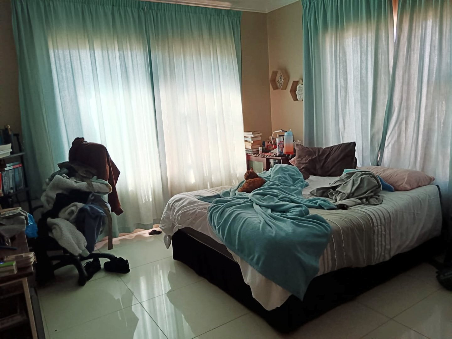 Three bedroom house for sale in Montana Park