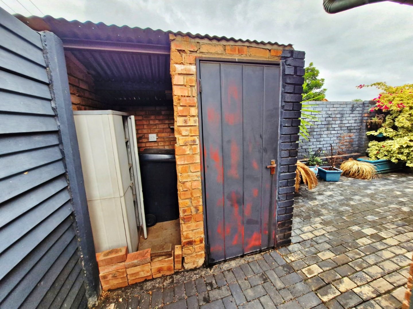 Two bedroom for sale in Annlin