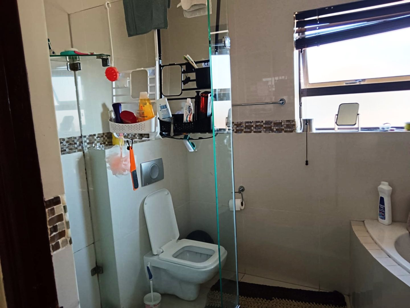 Three bedroom house for sale in Montana Park