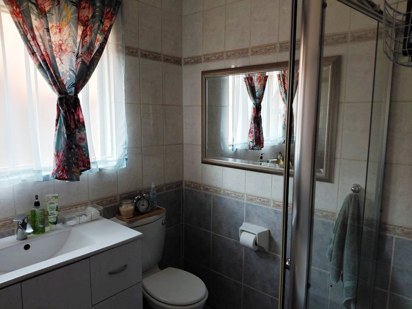 Huge three bedroom for sale in Montana Park